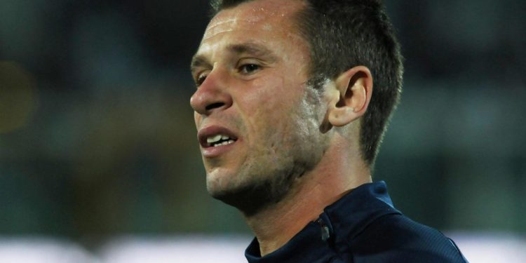 Cassano positivo al Covid, la moglie: “E’ in ospedale ma è vaccinato e sta bene”