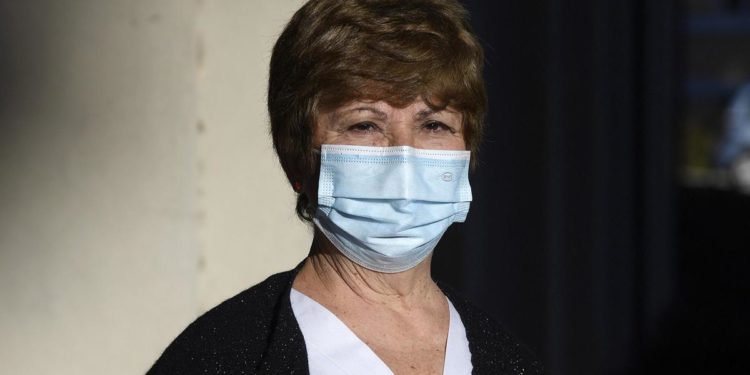 Covid Italia, Capobianchi: “Infezione si spegnerà, ma incognita altre varianti”