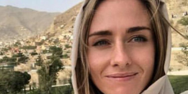 Covid, giornalista incinta respinta da Nuova Zelanda: “Mi affido ai Talebani”