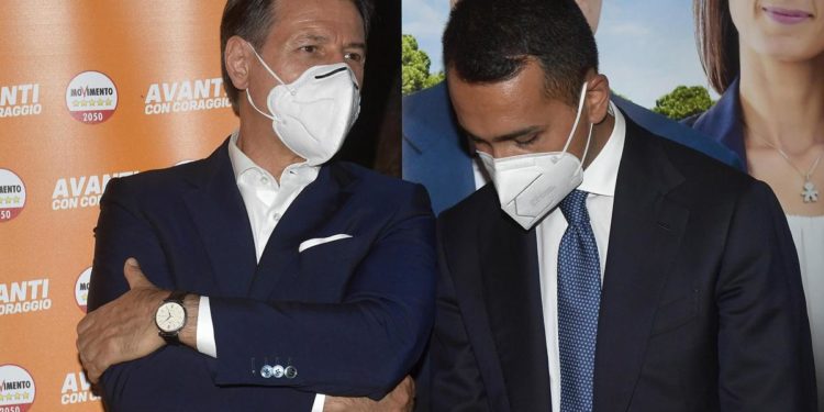 M5S, tweet anti-Di Maio accendono lo scontro