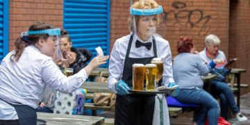 Covid Irlanda, via le restrizioni e stop al green pass