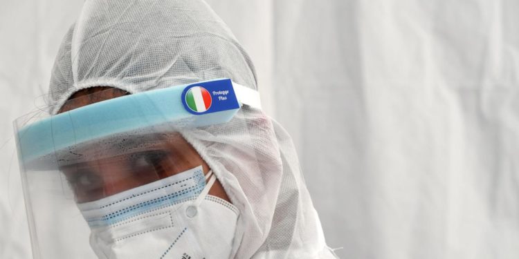 Covid Svizzera oggi, 24.602 contagi in un giorno