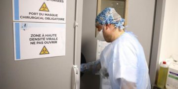 Covid Francia oggi, oltre 400mila contagi e 235 morti in 24 ore