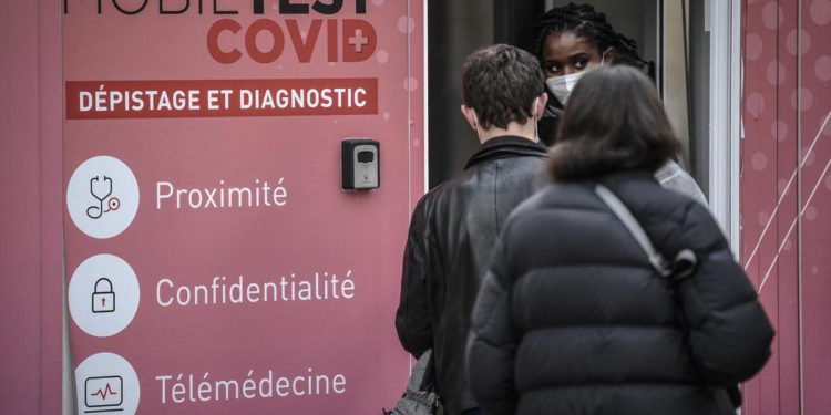 Variante Omicron, Ecdc: “Al 46% in 21 Paesi Ue”