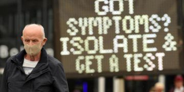 Covid Gb oggi, 338 morti in un giorno