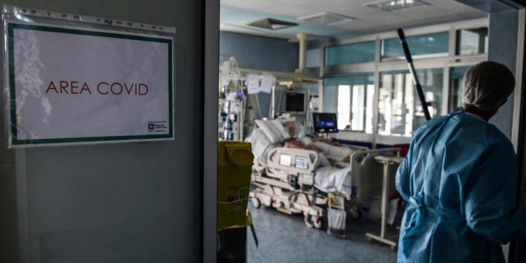 Covid oggi Italia, bollettino Protezione Civile e contagi regioni 14 gennaio