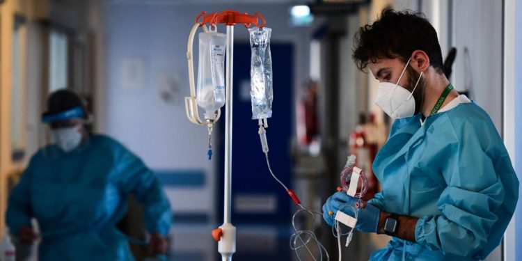 Covid oggi Italia, bollettino Protezione Civile e contagi regioni 13 gennaio