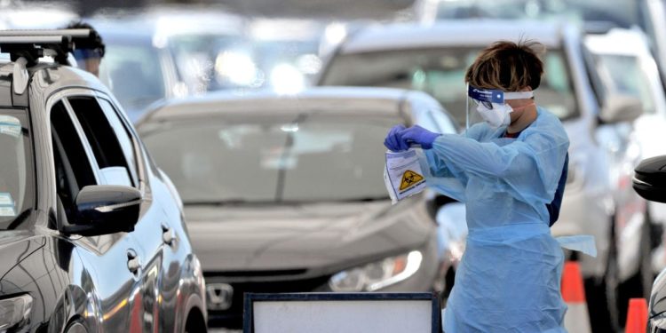Covid oggi Fvg, 453 contagi e 6 morti: bollettino 3 gennaio