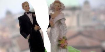 Lui si vaccina, lei no vax: dopo 30 anni matrimonio finisce