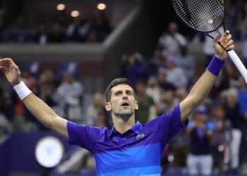 Australian Open, Djokovic può giocare senza vaccino
