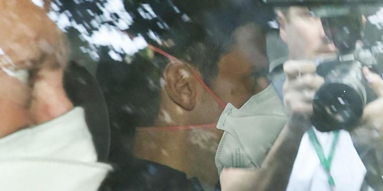 Djokovic attende verdetto Australia: espulso o in campo domani