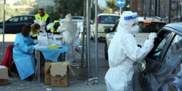 Covid oggi Italia, 192.320 contagi e 380 morti: bollettino 19 gennaio