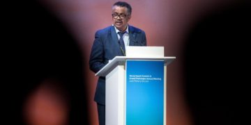 Covid, dg Oms: “Errore presumere che Omicron sia la fine”