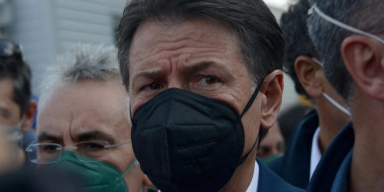 Quirinale, Conte: “Salvini? Non si parla di nomi ma di schemi politici”