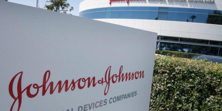 Vaccino Johnson & Johnson e variante Omicron, “richiamo efficace fino a 85% contro ricoveri”