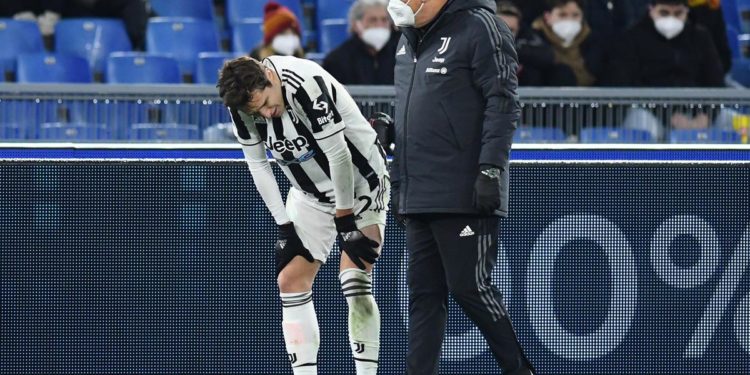 Juventus, per Chiesa lesione del legamento crociato