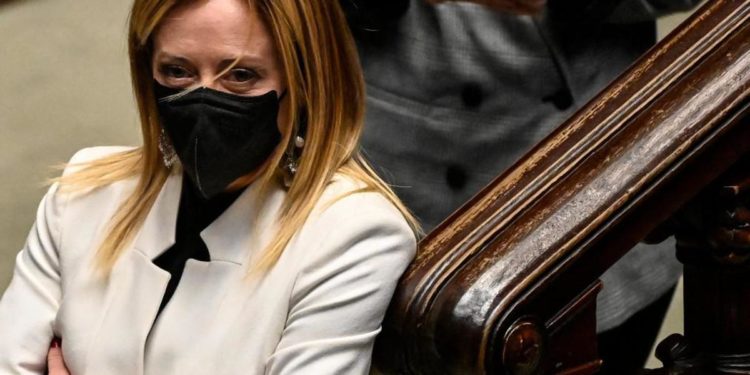 Meloni: “In questo momento non siamo alleati di Lega e Fi”