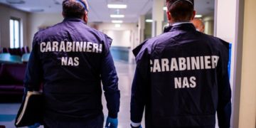 Covid, truffa dei falsi positivi: controlli Nas in farmacie