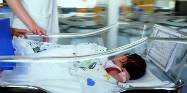 Olivia è la prima bimba nata nel 2022