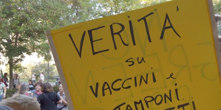 No Vax, l’identikit degli irriducibili