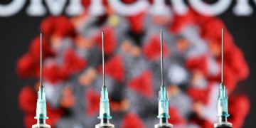 Variante Omicron, Ecdc: “Dominante in Ue, balzo in Italia”