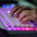 Ucraina, maxi attacco informatico a siti governo