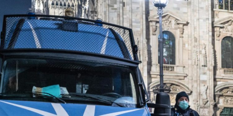 Violenze Capodanno Milano, autrice filmato: “Non temo ritorsioni”