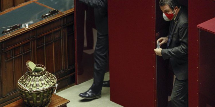 Quirinale 2022, da Meloni a Letta-Conte: Salvini cerca l’intesa