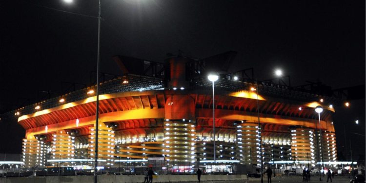 Calcio e covid, 2022 inizia con variante Omicron ‘in campo’