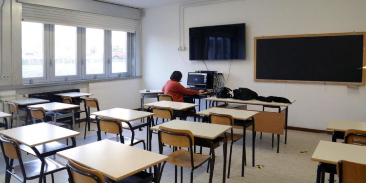 Covid scuola e rientro, presidi aprono a dad