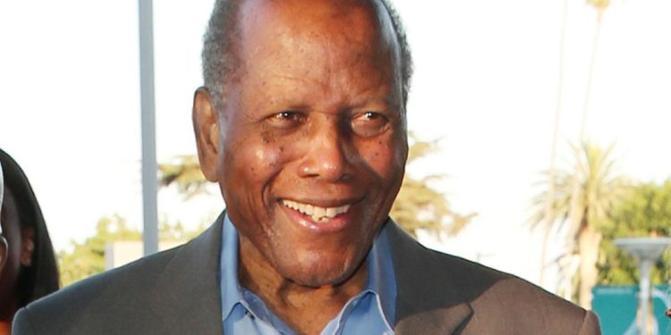 Morto Sidney Poitier, aveva 94 anni: vinse l’Oscar nel 1964