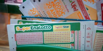 SuperEnalotto, numeri estrazione vincente oggi 25 gennaio 2022