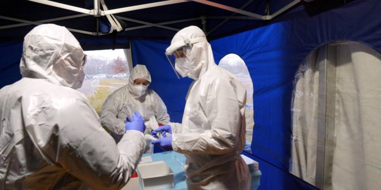 Covid oggi Italia, 143.898 contagi e 378 morti: bollettino 28 gennaio