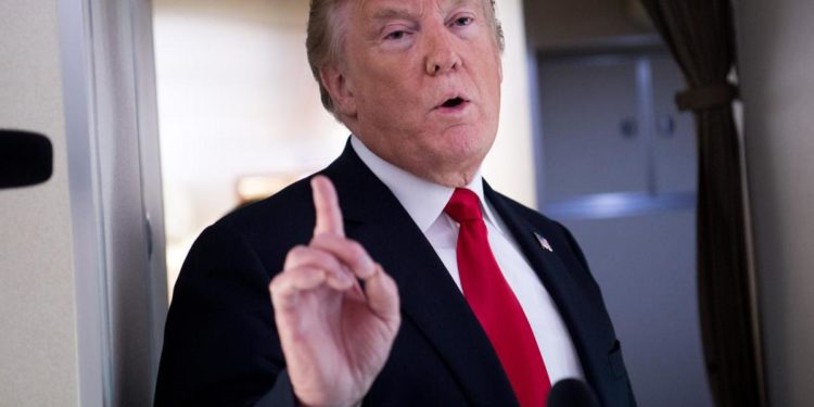 “Vigliacchi”, Trump contro politici che rifiutano di dire se hanno fatto il booster