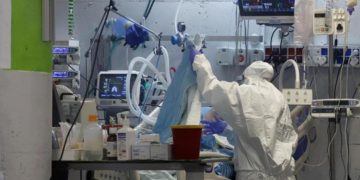 Covid oggi Israele, nuovo record 127mila contagi in 2 giorni