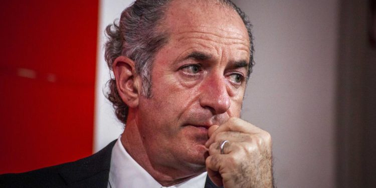 Scuole, Zaia: “Si guardi in faccia realtà, Draghi chieda parere a Cts”