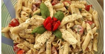 Alimentazione, chi segue una dieta sana spreca meno cibo