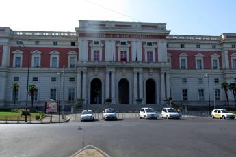 Incidente sul lavoro nel casertano, morto operaio caduto da capannone