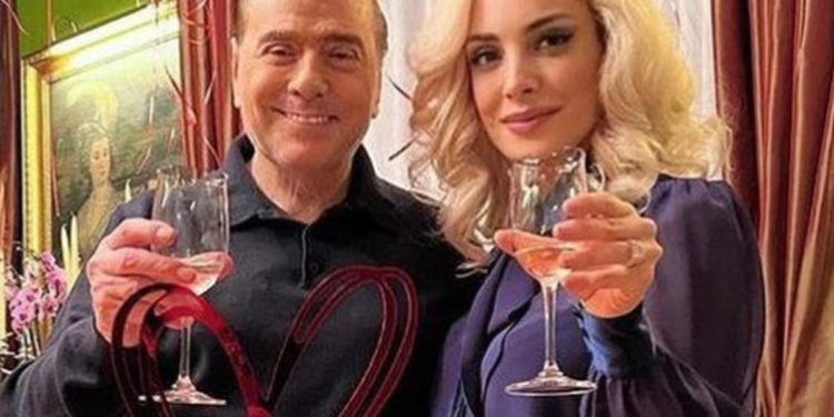 Scenario nozze Berlusconi-Fascina, crepe in muro riserbo: “Nessuna sorpresa se fosse vero…”
