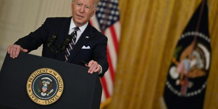 Ucraina, Biden annuncia sanzioni: “Russia pagherà prezzo carissimo”