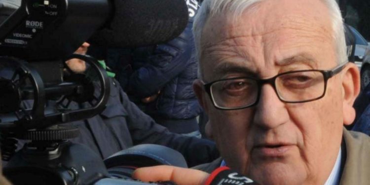 Borghezio, Parlamento Ue nega immunità: verrà giudicato per lite su treno