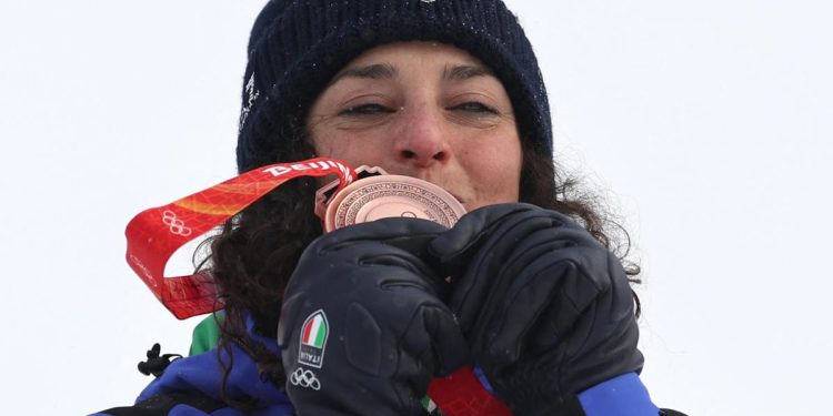 Pechino 2022, Brignone bronzo nella combinata