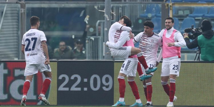Atalanta-Cagliari 1-2, rossoblu passano a Bergamo