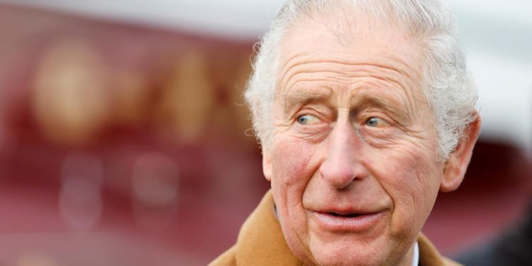 Covid Gb oggi, principe Carlo positivo per la seconda volta