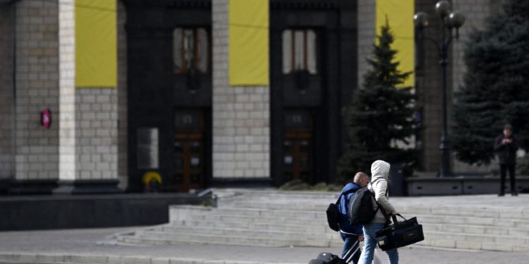 Guerra in Ucraina, Usa: “Americani partite subito da Russia”
