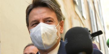 Salario minimo, Conte a Letta: “Convergere su ddl M5S”