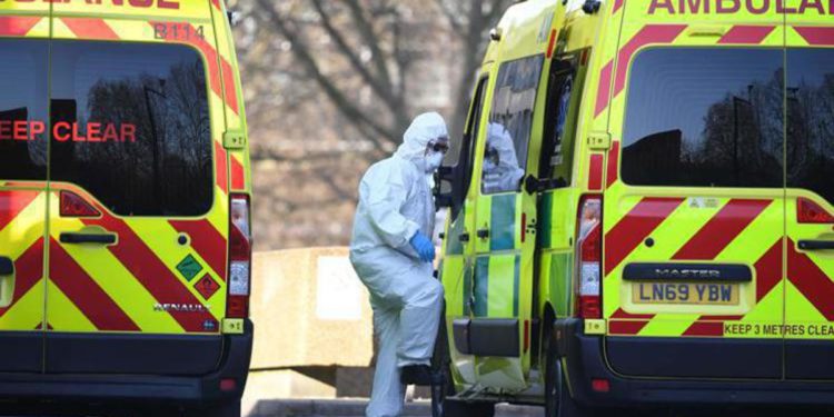 Covid oggi Gb, superati i 180mila morti