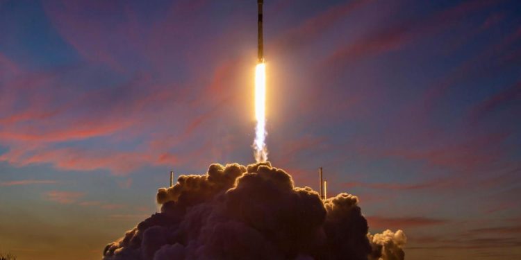 Spazio, lanciato il satellite Cosmo SkyMed