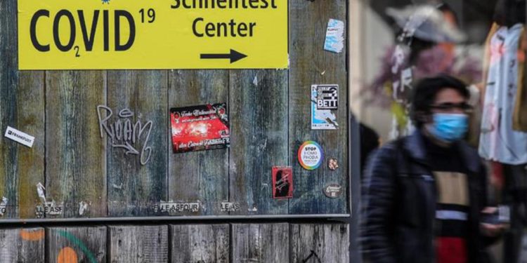 Covid Germania oggi, oltre 235mila contagi in 24 ore