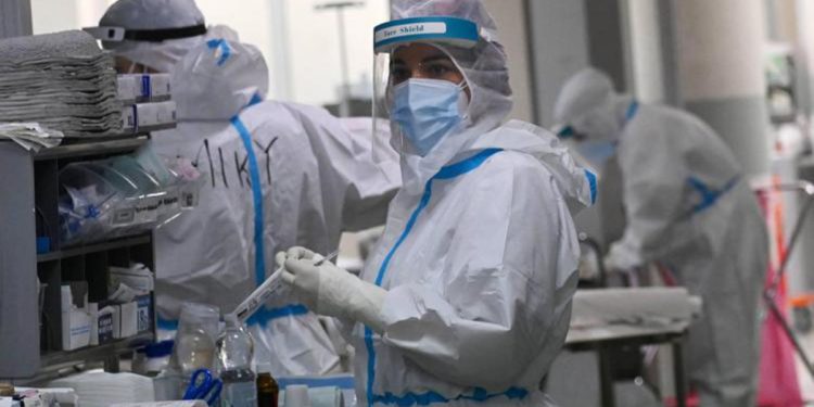 Covid oggi Campania, 8.702 contagi e 18 morti: bollettino 5 febbraio